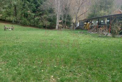 Casă cu 5 camere cu Teren 1100 Mp în Poiana - 1