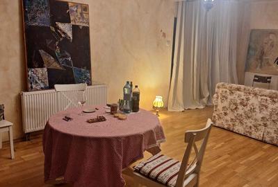 Casă cu 4 camere cu Teren 100 Mp în 1 Decembrie - 2