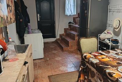 Casă cu 3 camere cu Teren 70 Mp în Unirii - 2