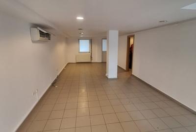 Delfinariu, cladire P+1 , spatiu depozitare 126 mp., curte 463 mp. - 17