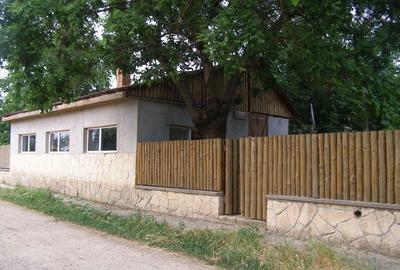 Teren de 2750 mp, în Central - 3