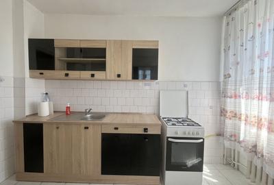 Apartament cu 2 camere decomandat, mobilat în Circumvalațiunii - 10