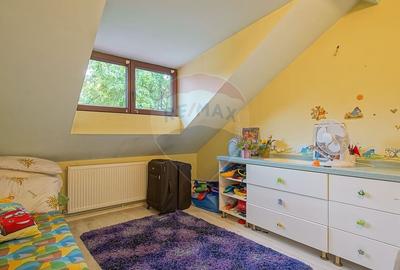 Apartament cu 3 camere decomandat, mobilat în Brașovul Vechi - 14