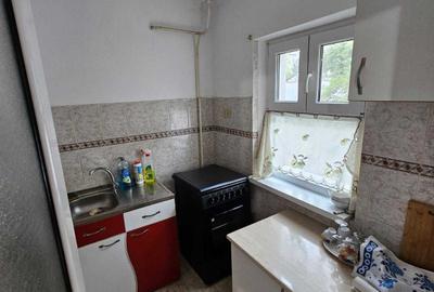Garsonieră decomandată în Central - 2
