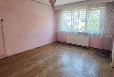 Apartament cu 2 camere semidecomandat în Gării - 1