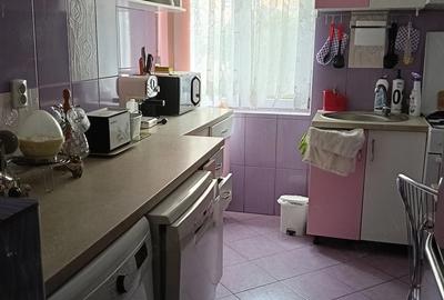 Apartament cu 4 camere nedecomandat în Central - 3