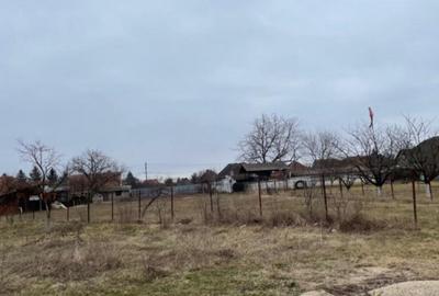 Teren intravilan - 1200mp in ora?ul Santana - 1