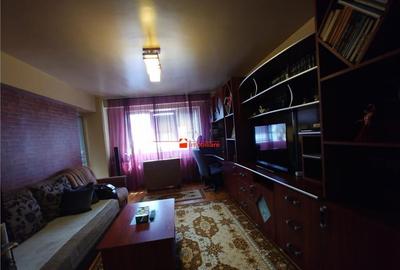 Apartament cu 4 camere de inchiriat - 12