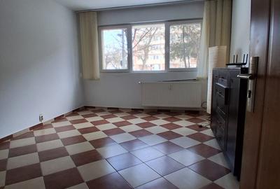 Garsonieră decomandată în Cantemir - 3