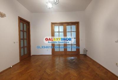 Vanzare apartament 4 camere -  Victoriei Str. Occidentului - 2