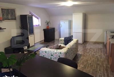 Apartament cu 3 camere decomandat în Central - 2