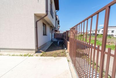 Casa / Vila 5 camere de vanzare in zona Odai Otopeni - 11
