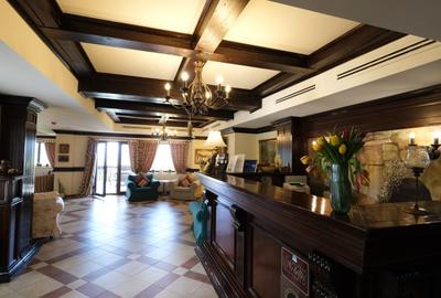 Vanzare hotel in zona superba de munte cu priveliste incredibila din camere - 10
