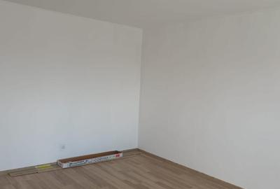 Garsoniera spatioasa – Km 4-5 | Etaj 4/8 | Balcon + Boxa | 47,23 mp - 4