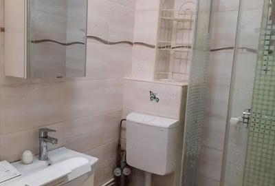 Garsonieră decomandată în UMT - 1