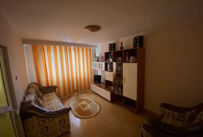 Apartament cu 2 camere decomandat în