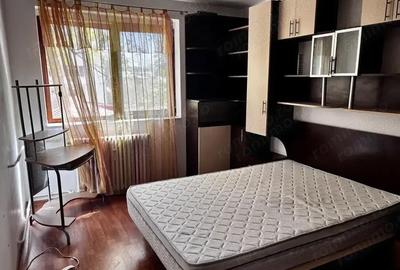 Apartament cu 2 camere decomandat în Drumul Taberei