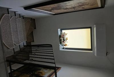 Casă cu 4 camere cu Teren 977 Mp în Brebu - 3