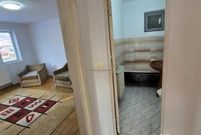 Apartament cu 3 camere semidecomandat în Molid - 7