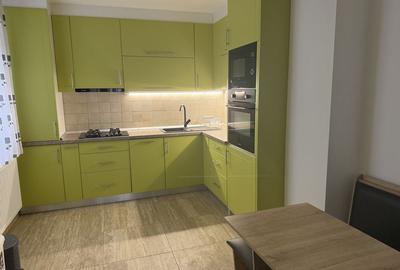 Apartament cu 3 camere semidecomandat în Central - 5