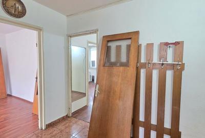 Apartament cu 4 camere decomandat în Titan - 5