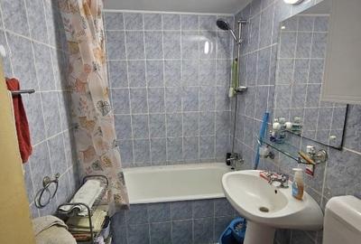 Proprietar vand apartament 2 camere decomandat zona CETATE / STADION - 4