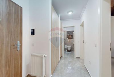 Apartament cu 2 camere decomandat în Tractorul - 11