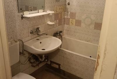Apartament cu 3 camere decomandat în Titan - 21