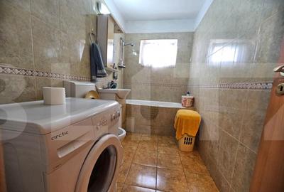 Apartament 3 camere decomandat 66 mp + 2 balcoane 95.000 - 2