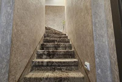 Casa renovata complet zona Mall - 12