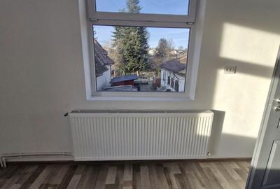 Casă cu 3 camere în Central - 3