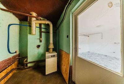 Casa 4 camere de Vanzare - 3