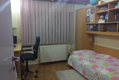 Apartament cu 4 camere decomandat în Unirii Sud - 5