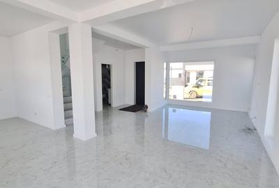 Casă cu 4 camere cu Teren 323 Mp în Berceni - 19