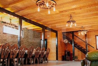 Casă cu Teren 1113 Mp în Central - 9