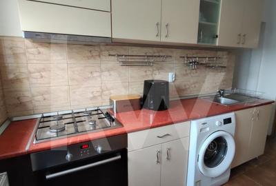 Apartament cu 2 camere decomandat, mobilat în Mihai Viteazul