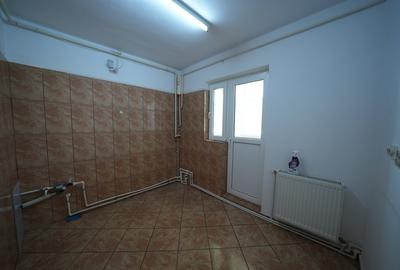 Apartament cu 3 camere în Dristor - 4
