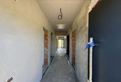 Casă cu 4 camere în Crevedia - 3