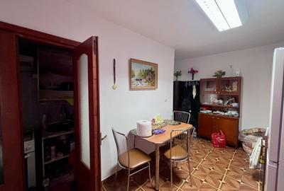 Apartament cu 3 camere semidecomandat, mobilat în Lugojului - 8