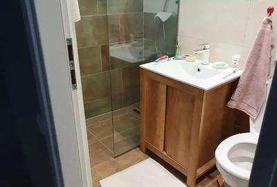 Vind apartament cu o camera decomandat - 3