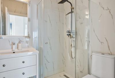 Apartament cu 4 camere decomandat, mobilat în Faleza Nord - 9