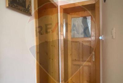 DE VANZARE Casa / Vila cu 6 camere Podul Dambovitei/ Arges - 3