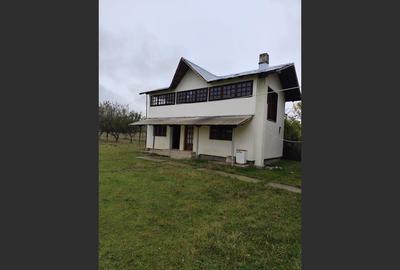 VIla de vanzare Teisani Stubeiu 11250 mp - 2