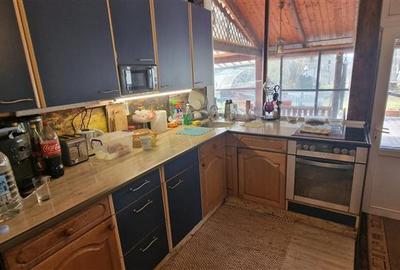 Casă individuală cu 7 camere cu Canalizare în Brebu Nou - 8