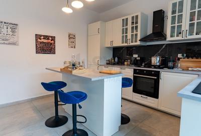 Casă individuală cu 4 camere cu Canalizare în Central - 9