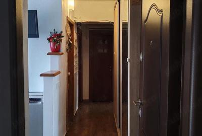 Apartament cu 2 camere decomandat în Democrației - 2