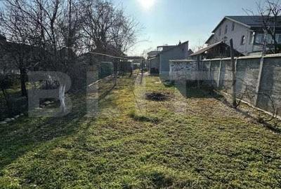 Casă cu Teren 350 Mp în Central - 3