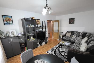 Apartament spa?ios, de vanzare, cu 4 camere, zona Han - 9