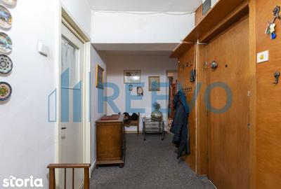 Apartament cu 4 camere decomandat în 9 Mai - 8