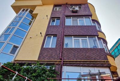 Cladire de vanzare D+P+3E+M, zona Stadion, Pretabil pentru diferite activitati. Cladire de vanzare D+P+3E+M, zona Stadion, Pretabil pentru diferite activitati. - 2